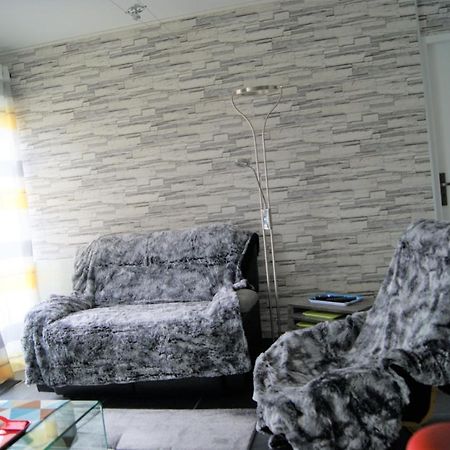 Victoria-T2-41M2-Balcon, Wifi, Linge, Produits, Menage Inclus Reims Exterior foto