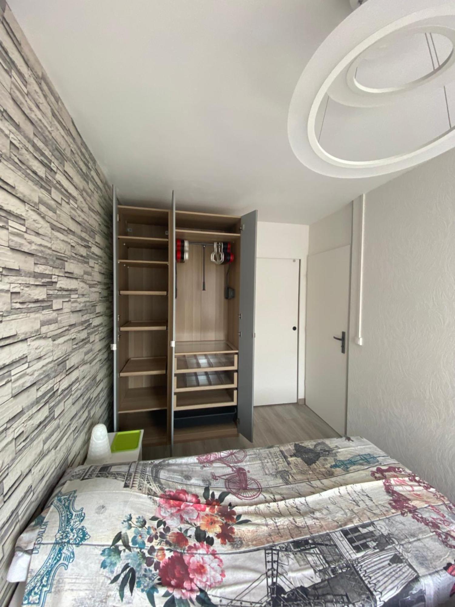 Victoria-T2-41M2-Balcon, Wifi, Linge, Produits, Menage Inclus Reims Exterior foto