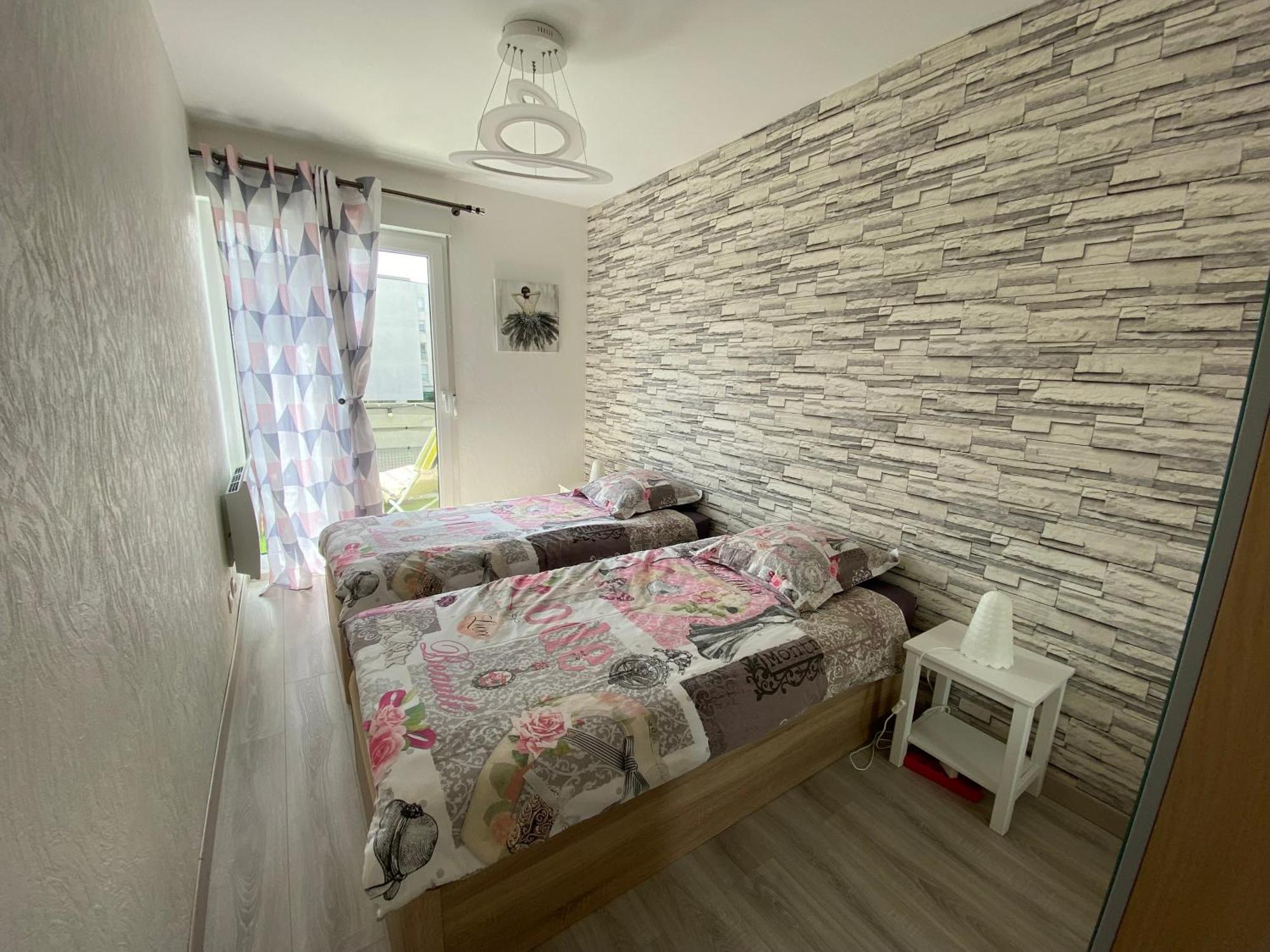 Victoria-T2-41M2-Balcon, Wifi, Linge, Produits, Menage Inclus Reims Exterior foto